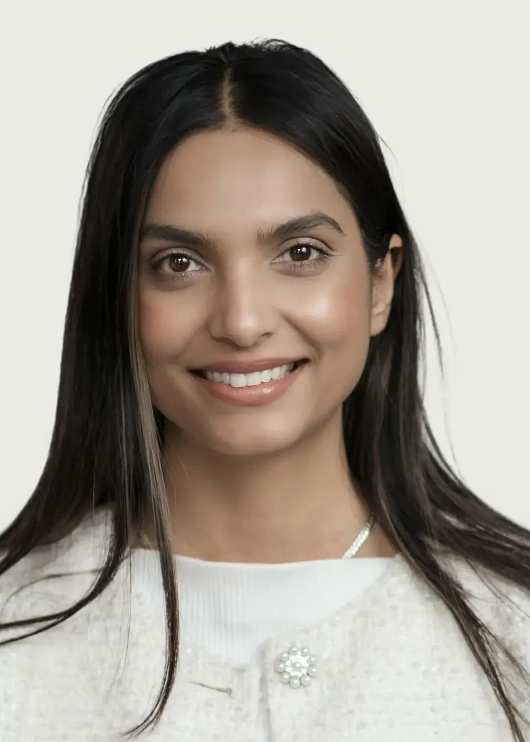 Dr Simmy Kaur - London, UK
