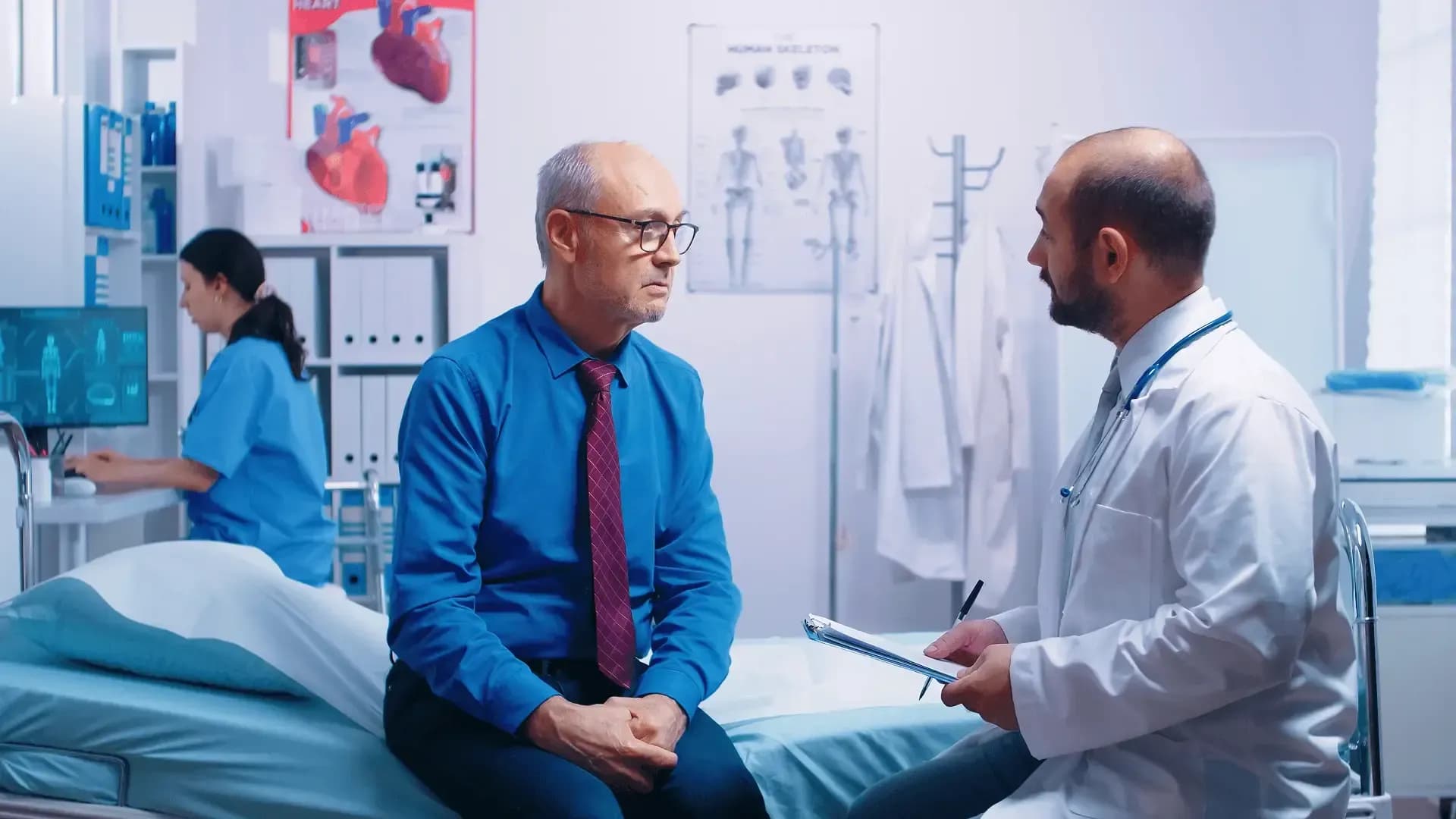 Worried About Prostate Cancer? Know All About Symptoms, Diagnosis & Treatment Options